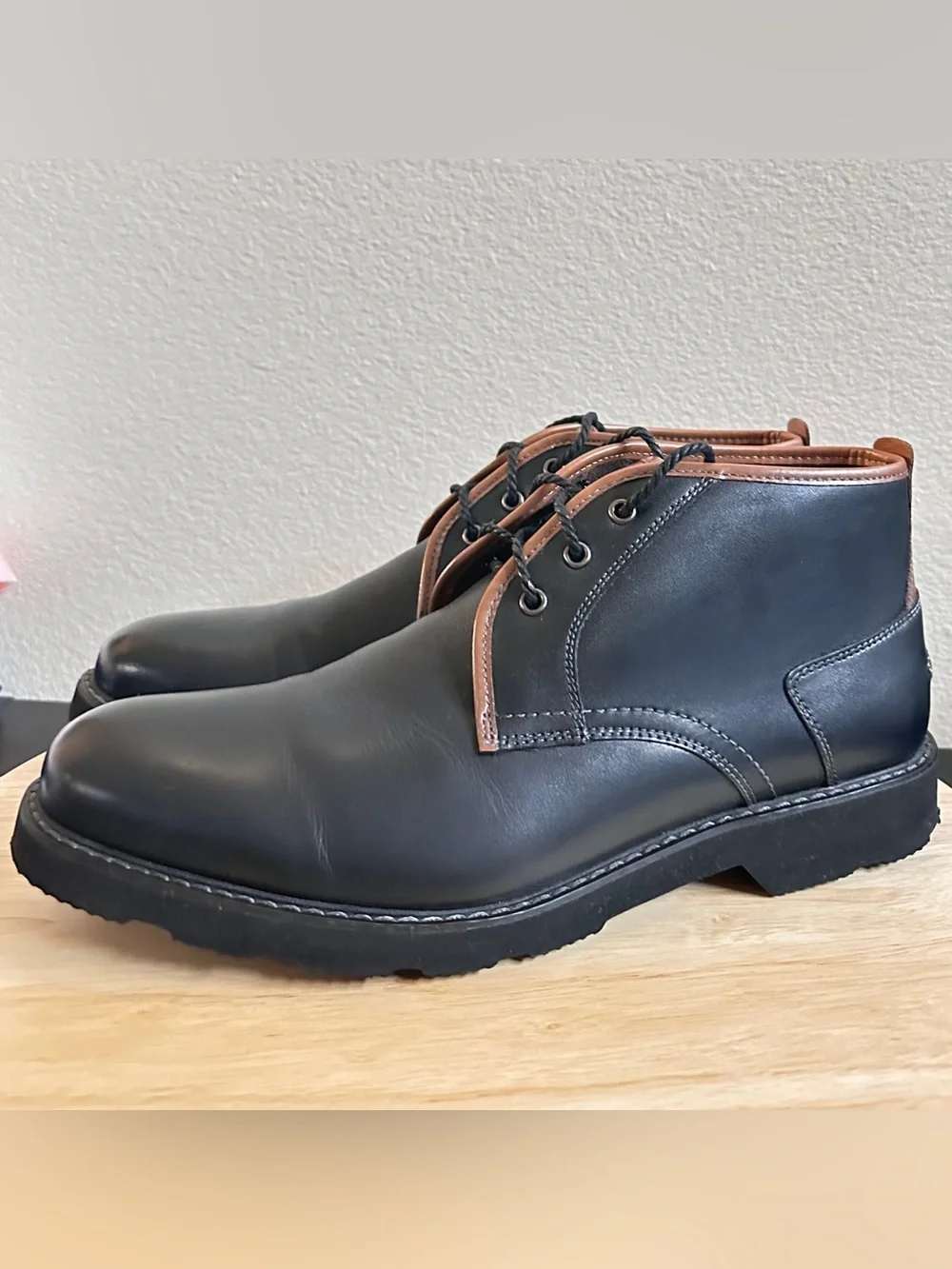Florsheim Casey Chukka Boot 13255 Mens Black Leather Lace Up Dress Boot 9.5D